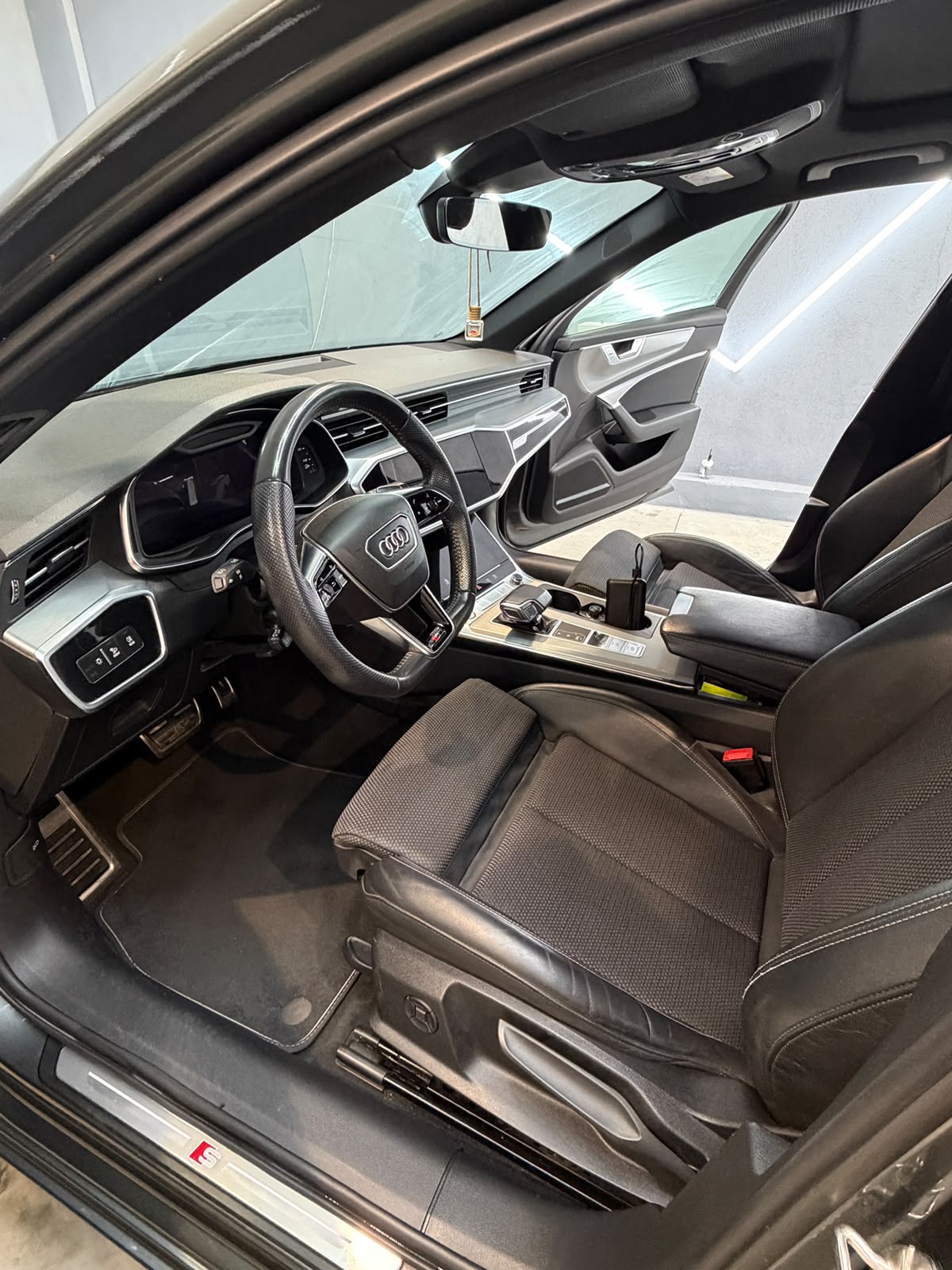 Audi A6 55 TFSI Quattro — imagine 5