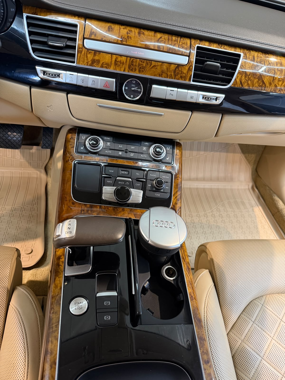 Audi A8 4.2 TDI V8 — imagine 9