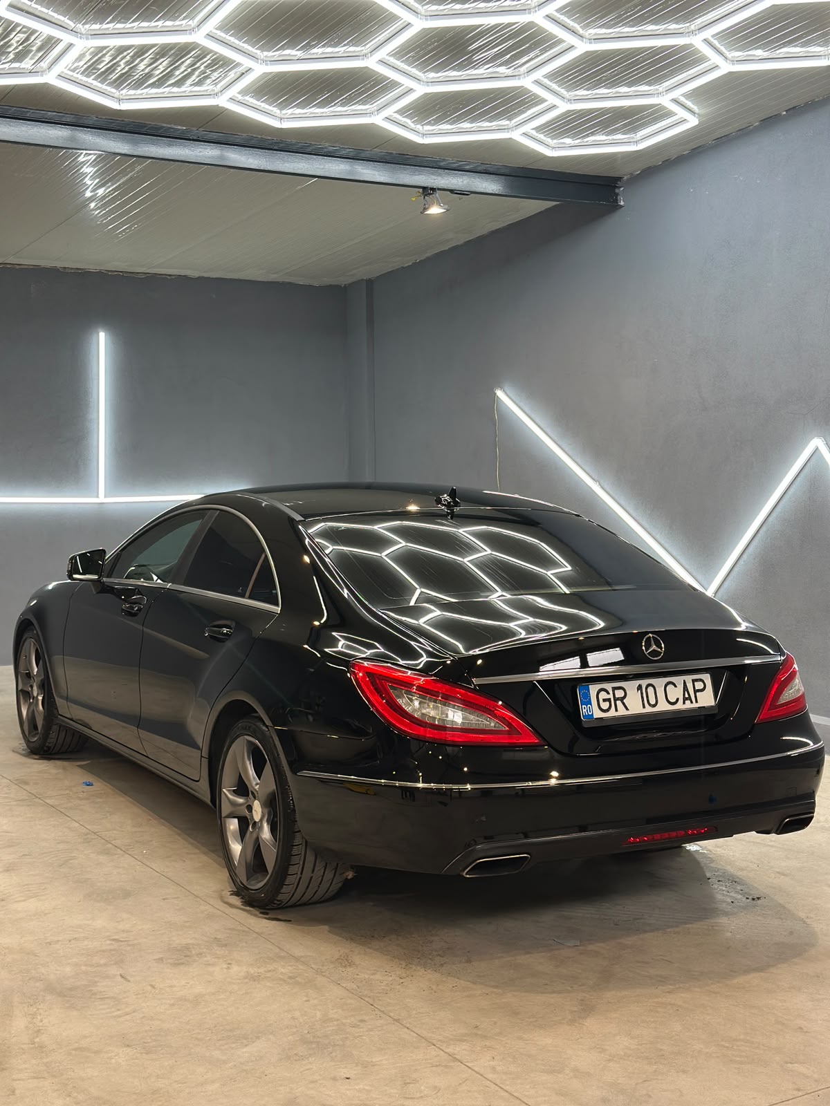Mercedes-Benz CLS 350d 4MATIC — imagine 2