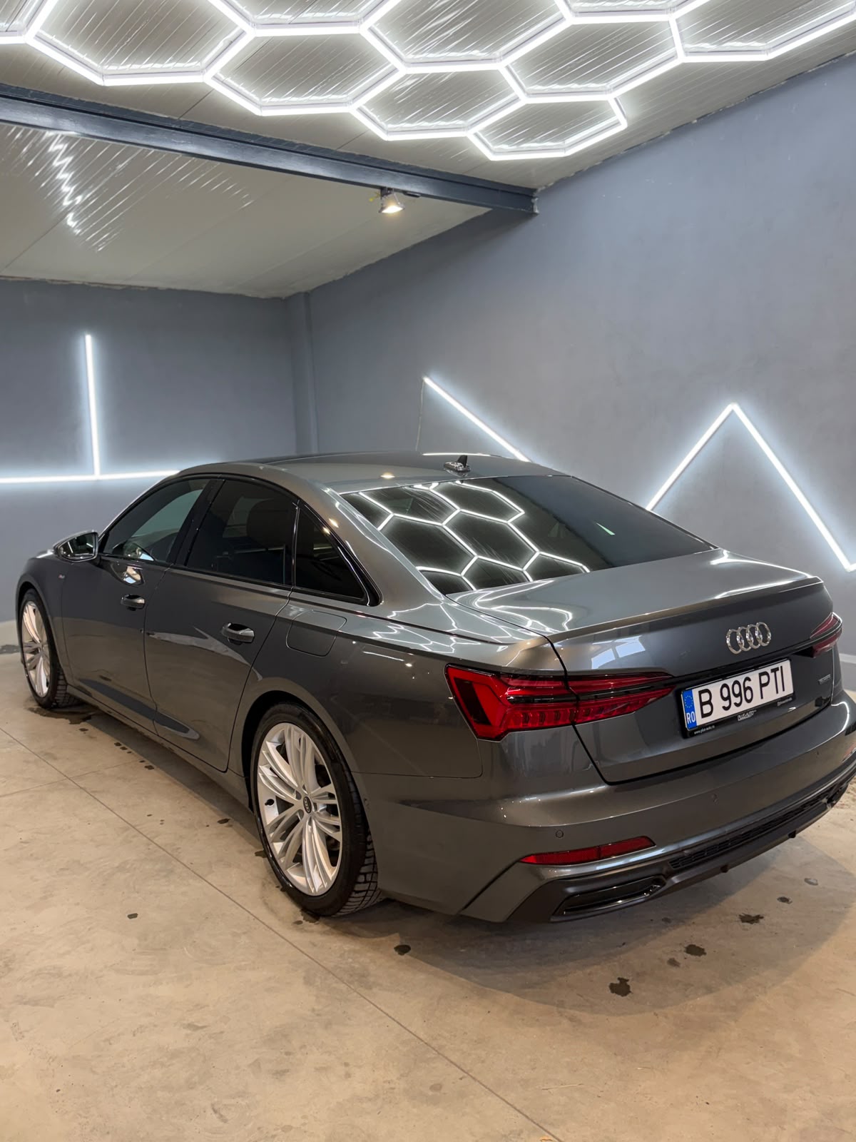Audi A6 55 TFSI Quattro — imagine 3