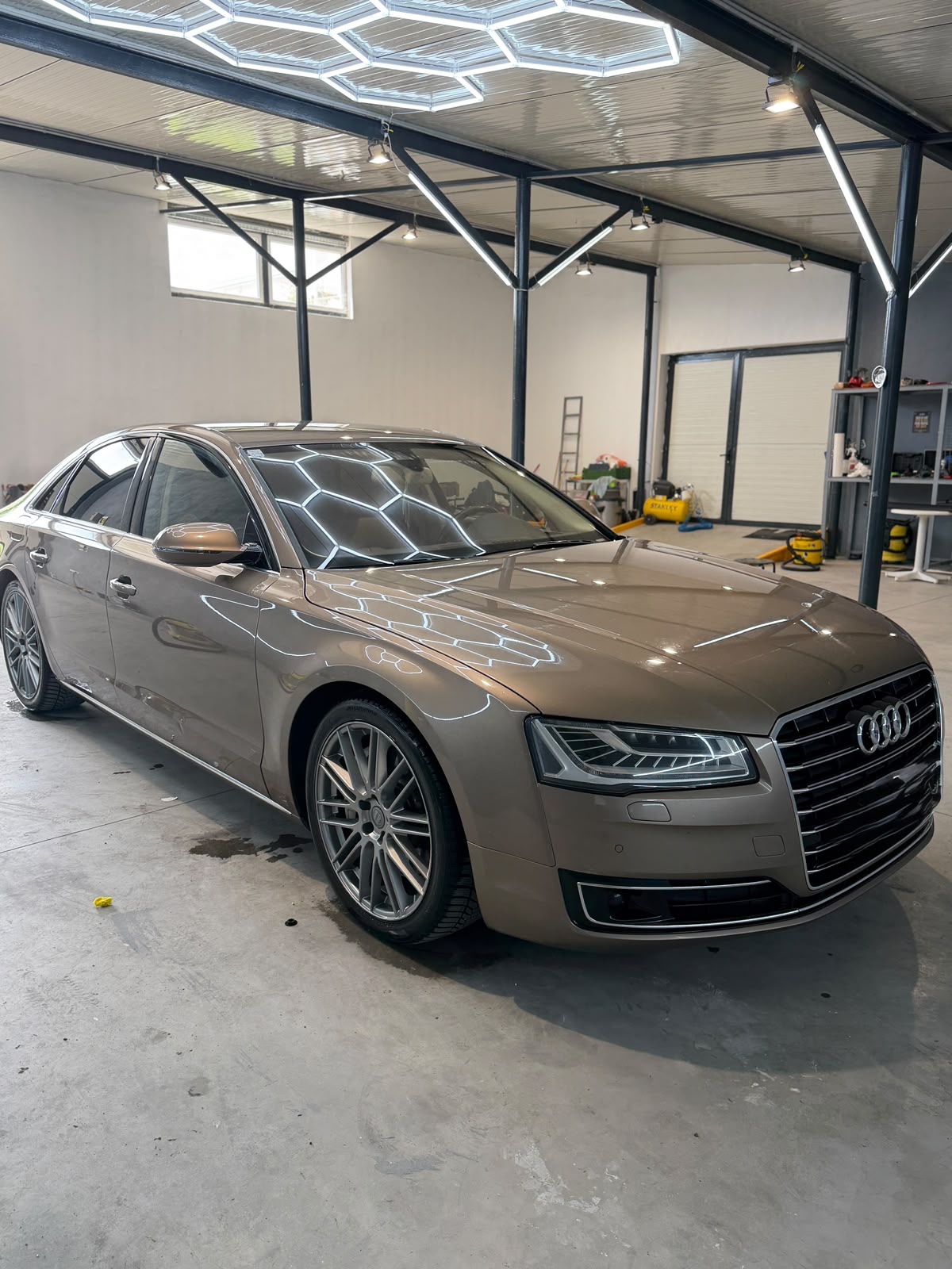 Audi A8 4.2 TDI V8 — imagine 3