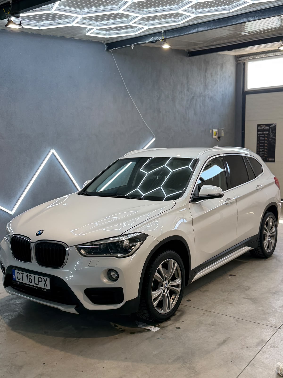 BMW X1 xDrive — imagine 2