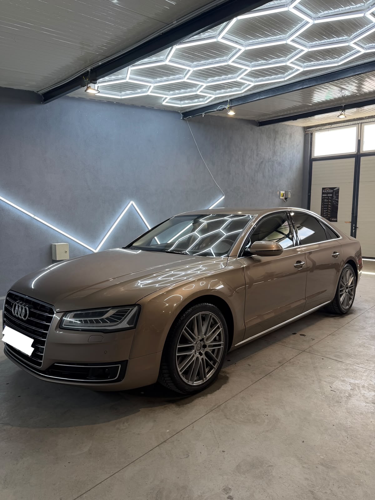 Audi A8 4.2 TDI V8
